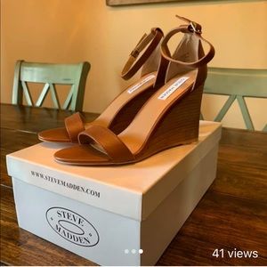 Steve Madden heels size 8 fit like a 7.5